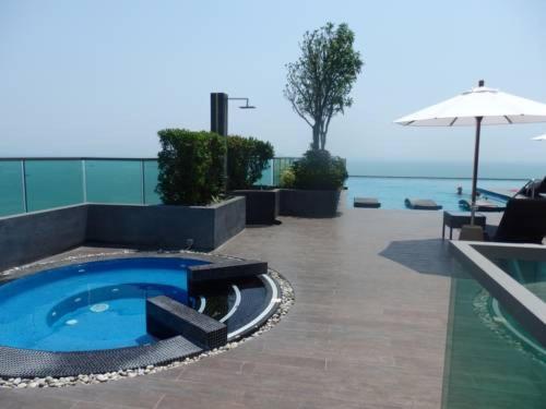 Stunning Sea View Condo On The Beach - Monthly Stay パッタヤー エクステリア 写真
