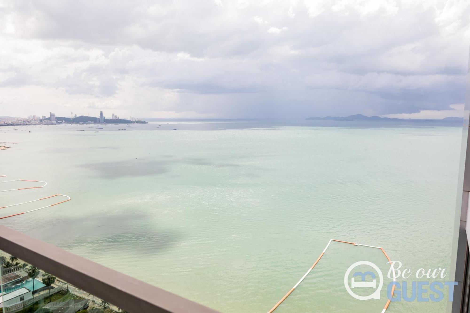 Stunning Sea View Condo On The Beach - Monthly Stay パッタヤー エクステリア 写真