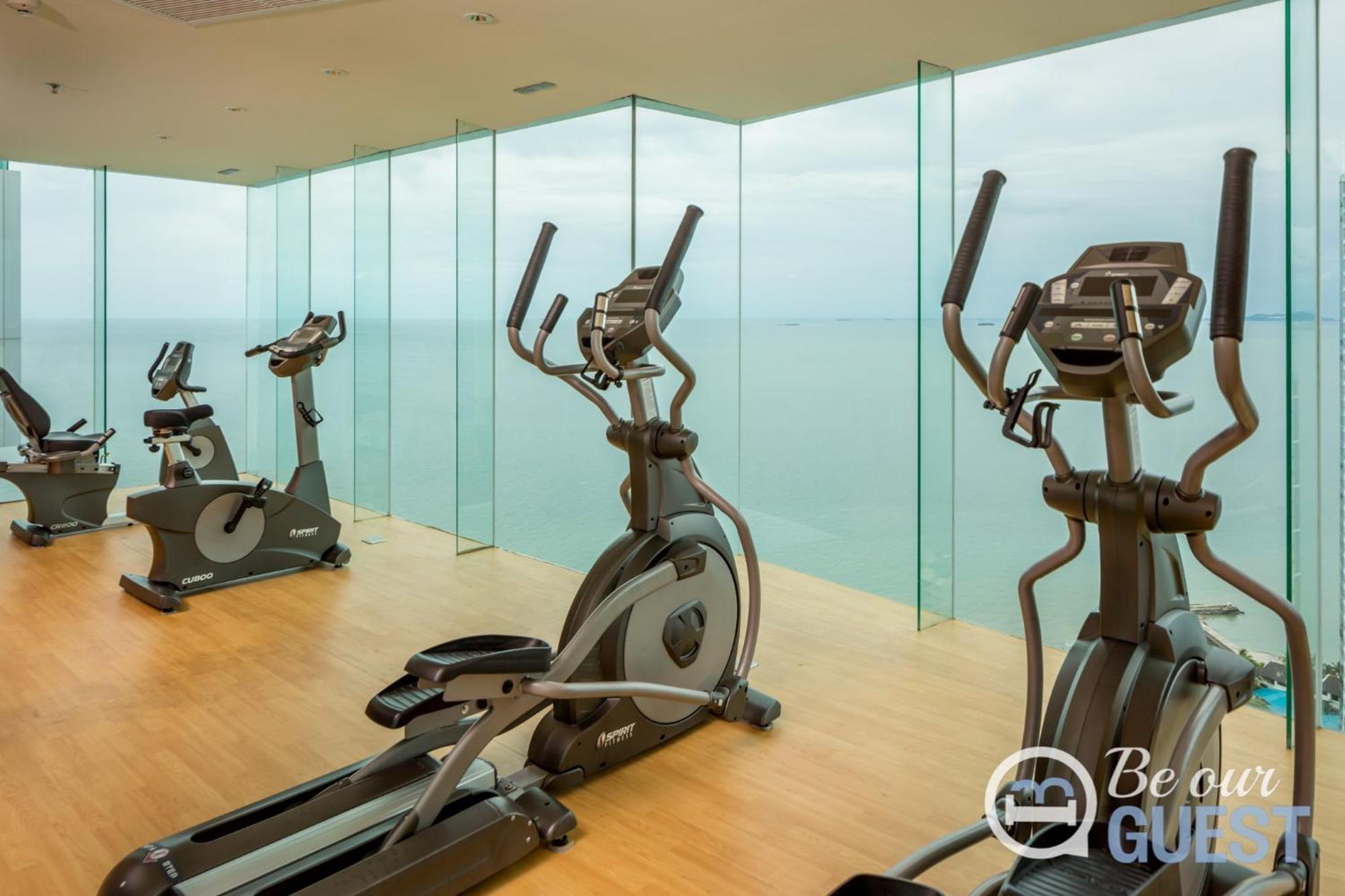 Stunning Sea View Condo On The Beach - Monthly Stay パッタヤー エクステリア 写真
